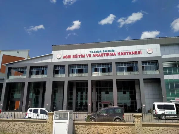 kiz-isteme-kanli-bitti-3-olu-8-yarali-1629116760755.jpg Kız isteme kanlı bitti: 3 ölü, 8 yaralı - 2