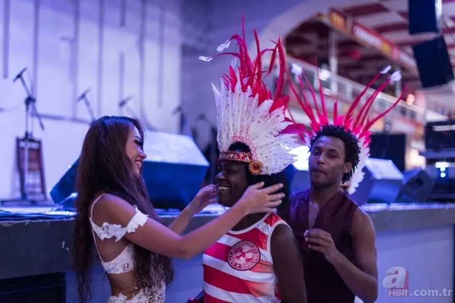 Dünyanın en tanınmış karnavalı Brezilya'da başladı 15