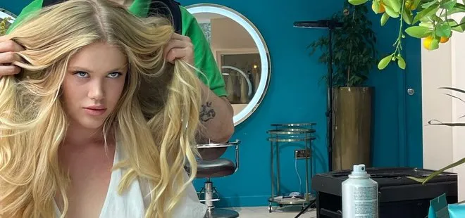 Serel Yereli, Hairbysam’da hem şarkı söyledi hem saçını yaptırdı