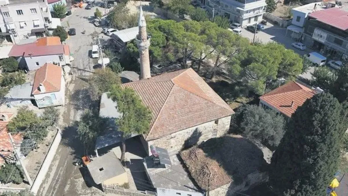 CHP'li belediye SGK borcuna karşılık cami ve okul satacak iddiası