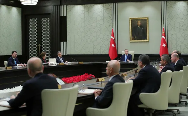 baskan-erdogandan-kabine-toplantisi-sonrasi-son-dakika-aciklamalari-bayram-tatili-kac-gun-olacak-1650903050210.jpg