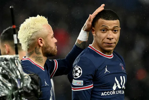 Mbappe gururla sunar! PSG 1-0 Real Madrid MAÇ SONUCU