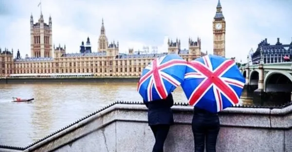 İngiltere’de akaryakıta yeniden zam! Benzin ve dizelde rekor fiyat