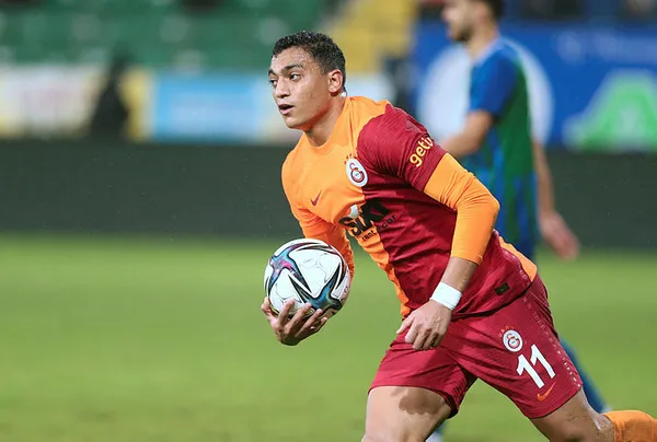 Galatasaray Teknik Direktörü Fatih Terim Rizespor maçı sonrasında konuştu Galatasaray reaksiyon gösterir ve karakter koyar Galatasaray budur