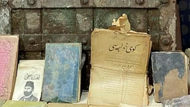 osmanlica-ve-yunanca-yazilmis-kitaplarin-da-aralarinda-bulundugu-eserler-ele-gecirildi-1616249004937.jpg Osmanlıca ve Yunanca yazılmış kitapların da aralarında bulunduğu eserler ele geçirildi - 2
