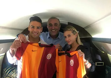 Falcao Galatasaray için uçağa bindi