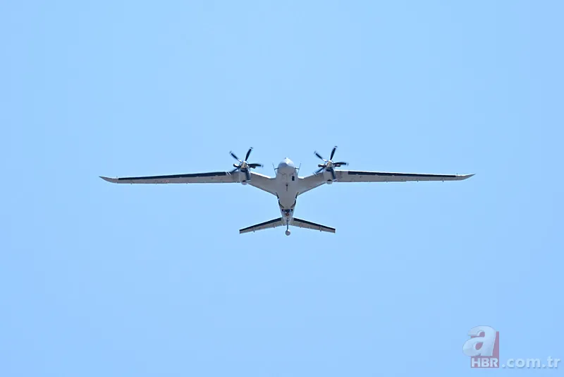 IDEF 2025’te “Güçlü Türkiye” mesajı! İşte yerli savunma araçlarıyla gövde gösterisi... A Haber fuarda 12