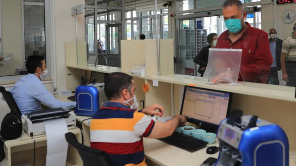 Milyonlarca memurun beklediği haber geldi! 3 yılda bir yükselme sınavı yapılacak