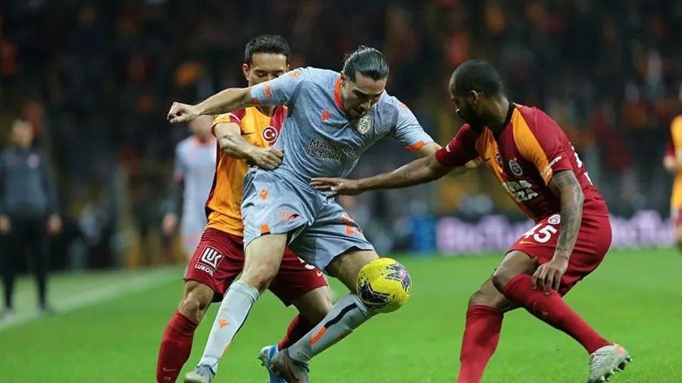Galatasaray 1 0 Basaksehir Maci Sonucu Ozet Kadrolar Gol Bilgileri Ve Tum Istatistikler Ahaber Video Izle