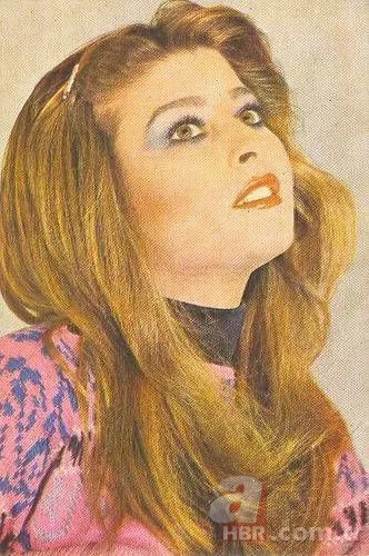 Şarkıcı Yeliz yaşadığı zor günleri anlattı 9