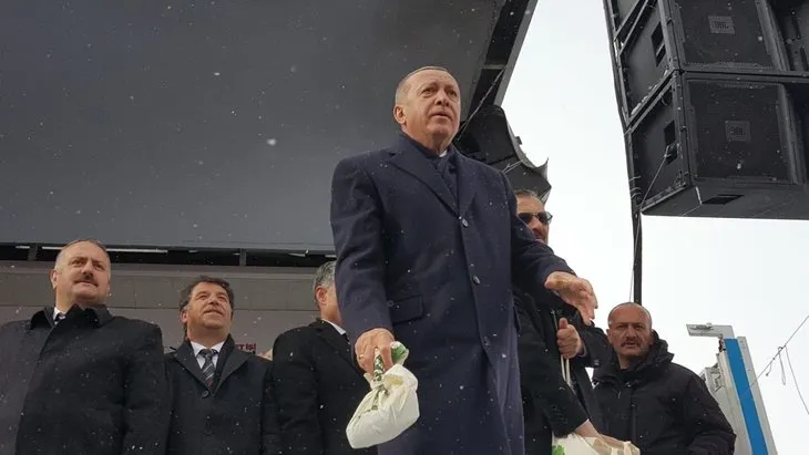 Başkan Erdoğan'a Erzurum'da sıcak karşılama