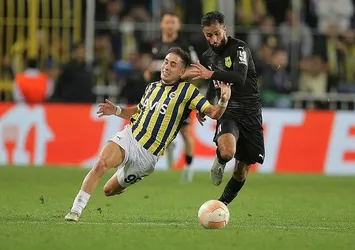 Fenerbahçe rahat kazandı liderliği aldı