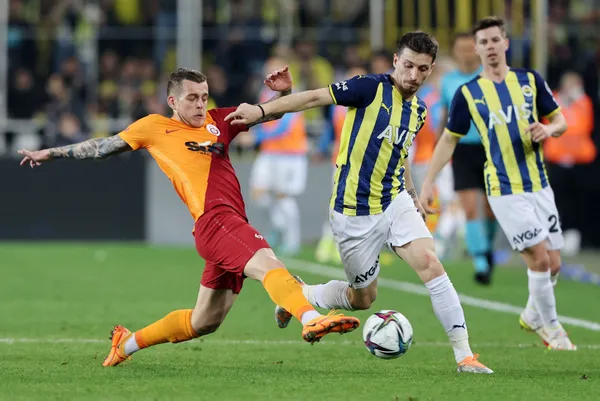 galatasarayda-flas-ayrilik-kapa-bildirildi-1661626184141.jpg Galatasaray'da flaş ayrılık: KAP'a bildirildi - 1