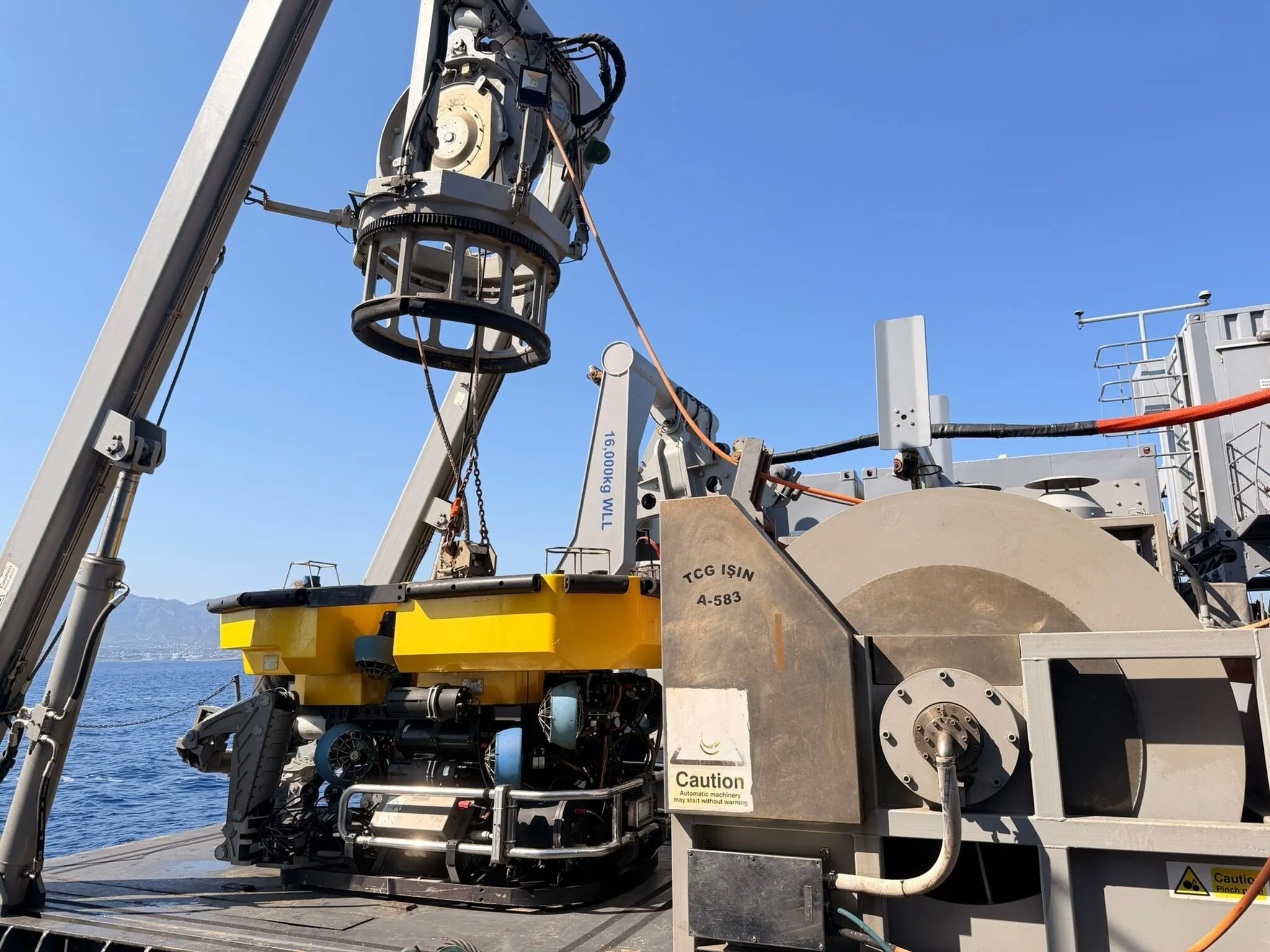 Girne'de batan gemiye ulaşıldı! TCG Işın'dan enkaza sonar taraması
