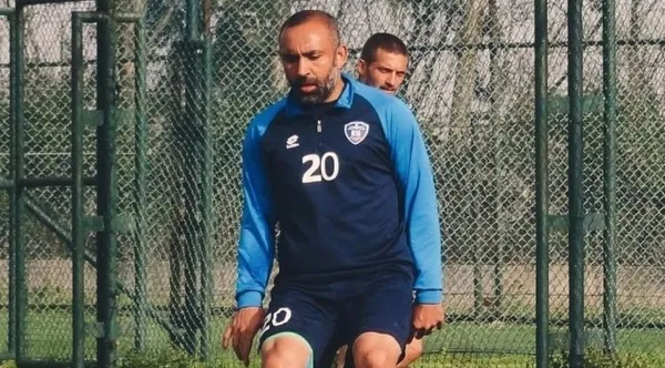 bu-futbolcu-kac-yasinda-bolgesel-amator-lig-oyuncusu-gorenleri-saskina-cevirdi-1617748477177.jpg Bu futbolcu kaç yaşında? Bölgesel Amatör Lig oyuncusu görenleri şaşkına çevirdi! - 1