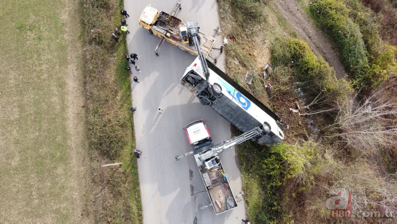Bartın'da yolcu otobüsü devrildi! Çok sayıda yaralı var 20