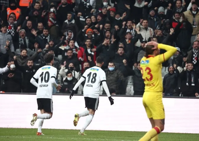 Kartal geri döndü | Beşiktaş 2-1 Göztepe (MAÇ SONUCU ÖZET)