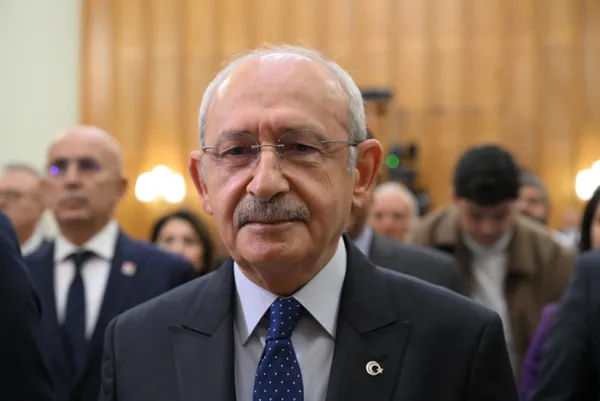 chp-lideri-kemal-kilicdaroglu-irak-ve-suriye-tezkeresine-hayir-oyu-vereceklerini-acikladi-1696937325603.jpg CHP lideri Kemal Kılıçdaroğlu Irak ve Suriye tezkeresine 'hayır' oyu vereceklerini açıkladı - 4