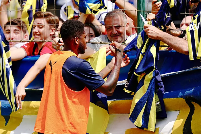 Erden Timur’dan bomba transfer itirafları! Icardi’den Fred’e Szymanski’den Zaha’ya! Neler olmuş neler...