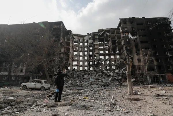 Ruslar "hayalet" şehre girdi! Mariupol'de derin sessizlik - 1