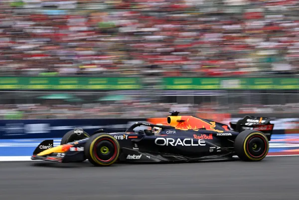 schumacheri-de-geride-birakti-verstappen-f1-tarihine-gecti-1667169933621.jpg Schumacher'i de geride bıraktı: Verstappen F1 tarihine geçti - 5