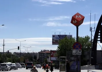 Metroda içi altın dolu çanta buldu! 1 milyon TL'ye yakın...