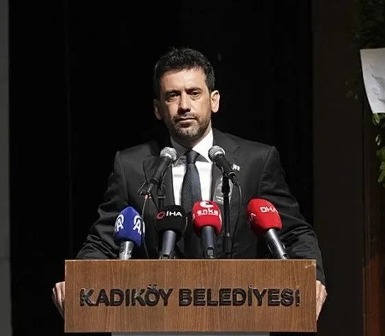 İlhan Şeşen son yolculuğuna uğurlanıyor! Cenaze töreninde talihsiz olay