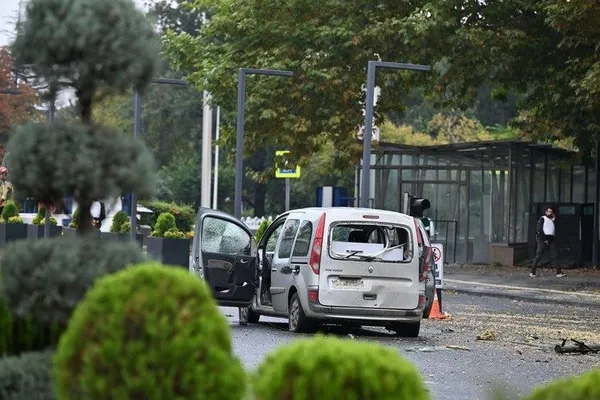 1696925401493.jpeg Kayseri Develi'de hareketli dakikalar! PKK'lı teröristler köye indi bölge ablukaya alındı - 3