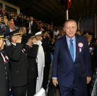 Başkan Erdoğanın katıldığı törenden dikkat çeken kare