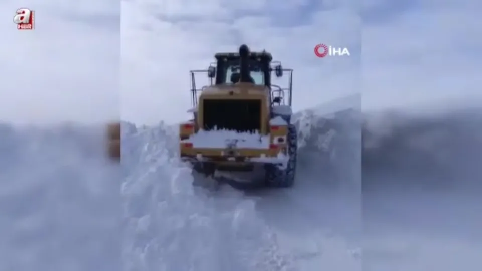 Erzincan’da karla mücadele çalışması