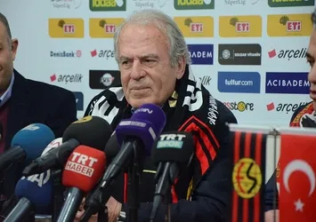 Mustafa Denizli resmen Eskişehirspor'da