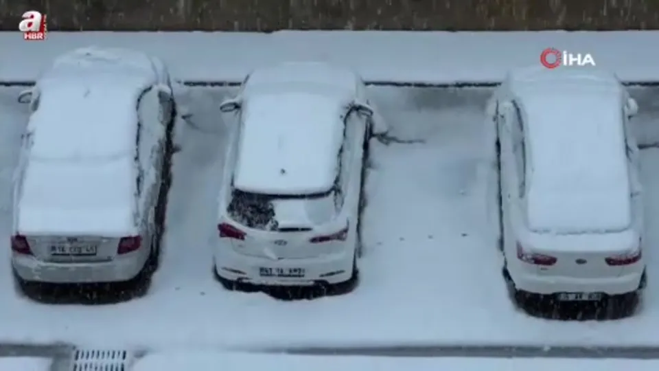 Yüksekova’da yoğun kara yağışı