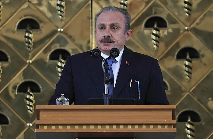 Son dakika: AK Parti’den 27 Mayıs mesajı! Açıklamalar peş peşe geldi: Milletimiz bu ihanetlere asla teslim olmadı