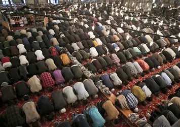 2016 Ramazan Bayramı namazı saat kaçta kılınacak? İl il bayram namazı saatleri listesi
