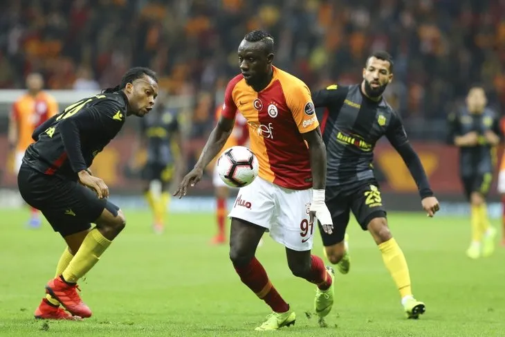 Galatasaray'a büyük piyango! Mbaye Diagne Çin yolcusu