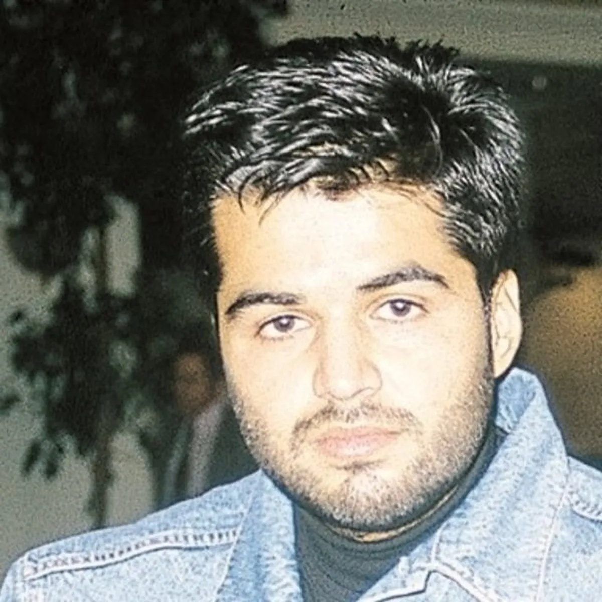 90’ların melankolik prensi Ferda Anıl Yarkın'ın son haline bakın! "Sonuna kadar" şarkısı kulaklarda