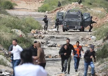 İsrail'den Filistinlilere broşürle tehdit