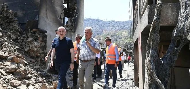 Bakanı Karaismailoğlu, afet bölgesinde inceleme yaptı