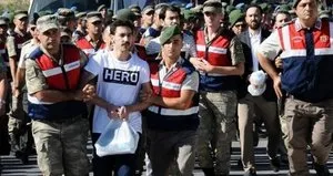 İhanet tişörtü raftan çekildi
