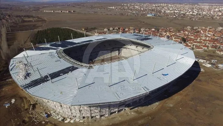 Türkiye, yeni stadyumları için gün sayıyor