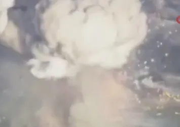 ABD'de korku dolu anlar! Havai fişek deposu patladı