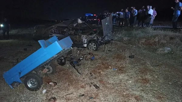 kahramanmarastaki-feci-kazada-4-kisi-hayatini-kaybetti-1630093278242.jpg Kahramanmaraş’taki feci kazada 4 kişi hayatını kaybetti - 3