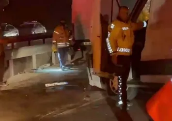 İstanbul'da zincirleme kaza! Yaralılar var
