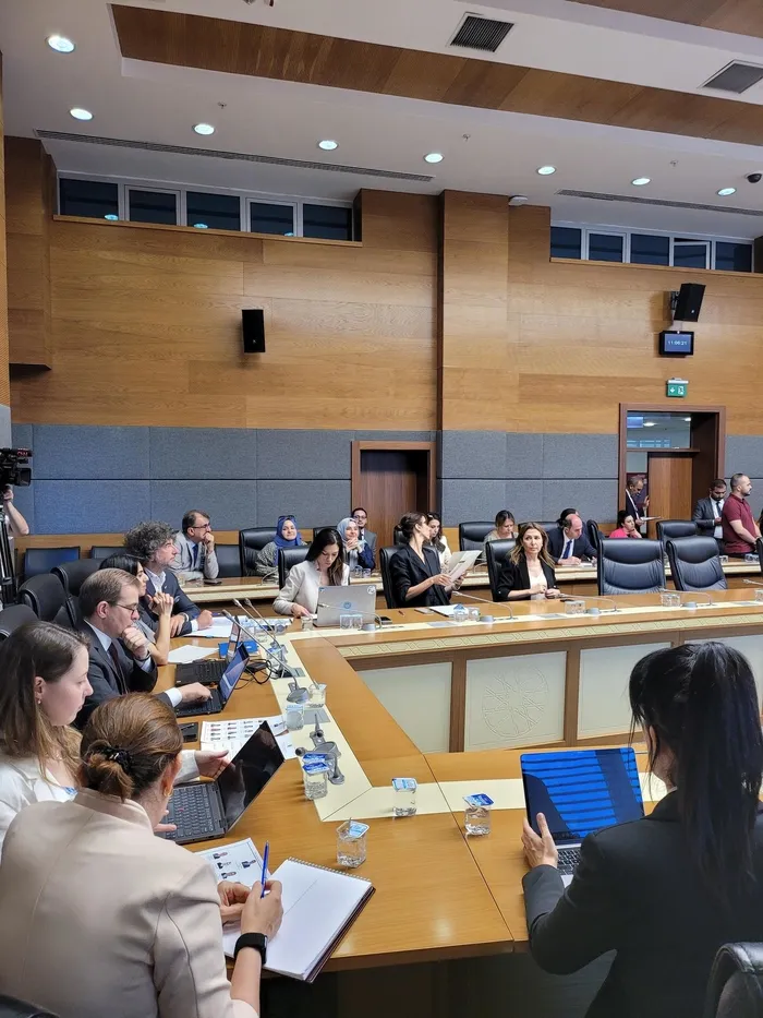 dijital-telif-komisyonundan-googlea-carpici-sorular-kacak-oynamayin-uyarisi-siz-neye-razisiniz-1719311448389.jpeg Dijital Telif Komisyonu'ndan Google'a çarpıcı sorular! "Kaçak oynamayın" uyarısı: Siz neye razısınız? - 6