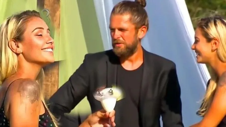Hakan Hatipoğlu Survivor’daki aşk bombasını patlattı: Evrim ve Mert…