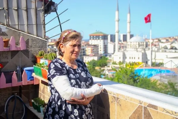 chpli-ekrem-imamogluna-pervasizligina-vatandas-isyan-etti-bu-bizim-olmemiz-demek-1622612247012.jpg CHP’li Ekrem İmamoğlu'nun pervasızlığına vatandaş isyan etti: Bu bizim ölmemiz demek - 3
