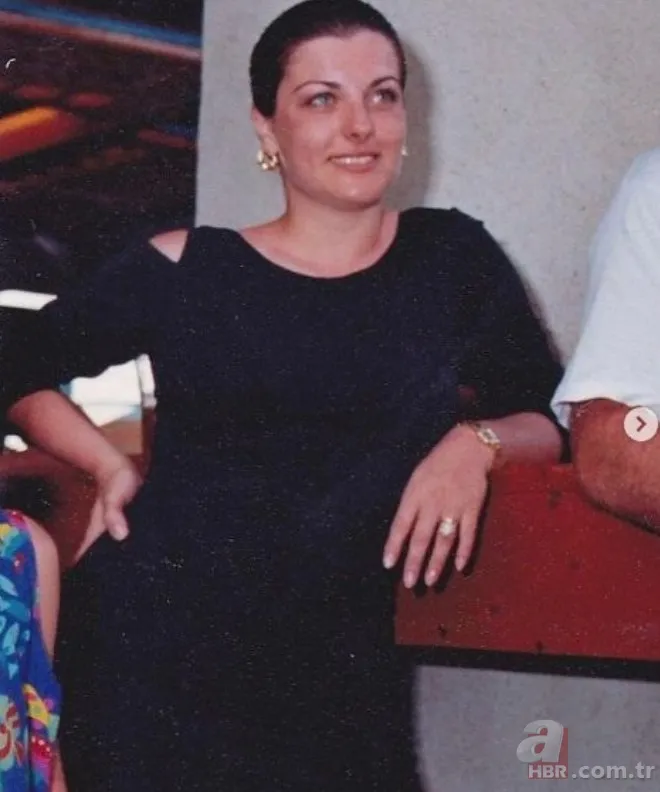 Pelin Karahan'ın 'taş bebek' dediği annesine bakın! Benzerlikleri şaşırttı 6