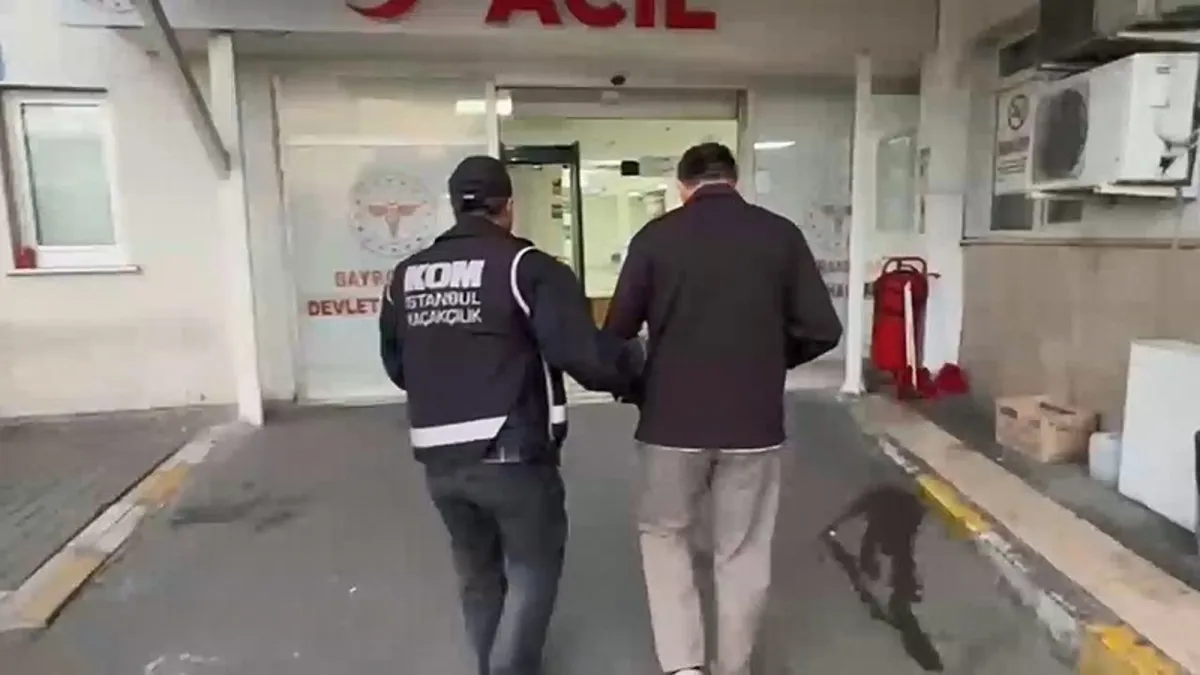 FETÖ operasyonunda alınan 5 doktor adliyeye sevk edildi