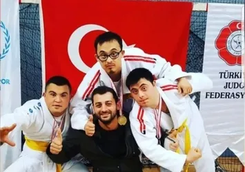 Talha Ahmet Erdem dünya şampiyonu oldu