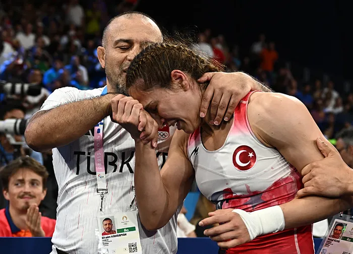 buse-cavusoglunda-paris-2024te-bronz-madalya-1722973755826.jpg Buse Tosun Çavuşoğlu